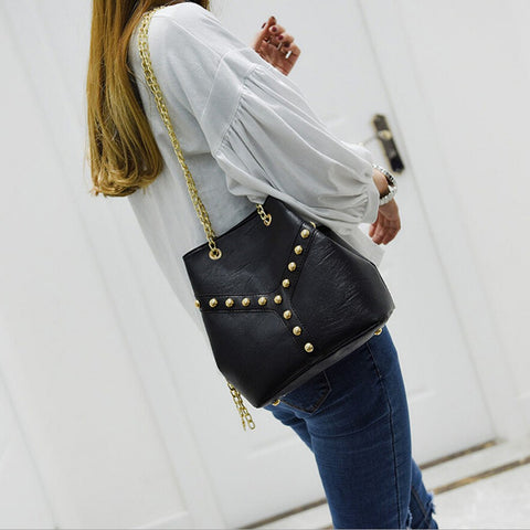Ball & Chain Bucket Bag - Available in 2 Colors!