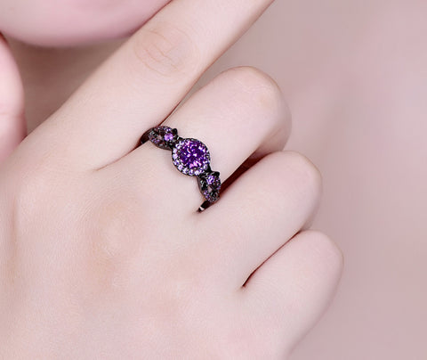 Black Daisy Black Gold Fashion/Engagement Ring