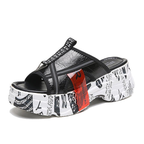 Style 1735 Women's Chunky Graffiti Slip On's :: Available in 2 Colors